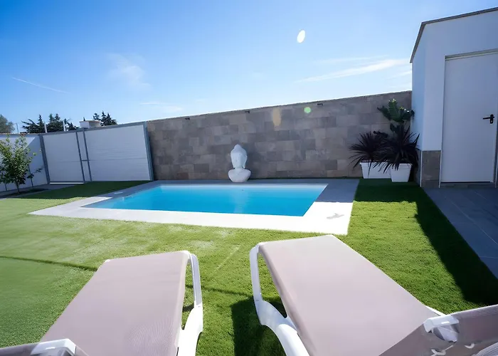 Con Piscina Privada Terraza Aire Acondicionado * コニル・デ・ラ・フロンテラ