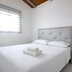 Con Piscina Privada Terraza Aire Acondicionado