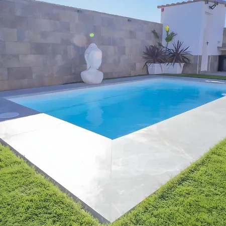 Nyaraló Con Piscina Privada Terraza Aire Acondicionado *