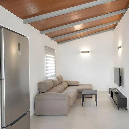Con Piscina Privada Terraza Aire Acondicionado